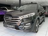 Hyundai Tucson Premium 4WD Autom.*LED*PANO*NAVI*KAM*MFL* - Hyundai TUCSON mit Benzin-Antrieb: Leder, Navigationssystem, Geländewagen
