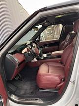 Land Rover Range Rover 3.0 D350 Autobio LWB on stock %% - Land Rover Range Rover: Weiß