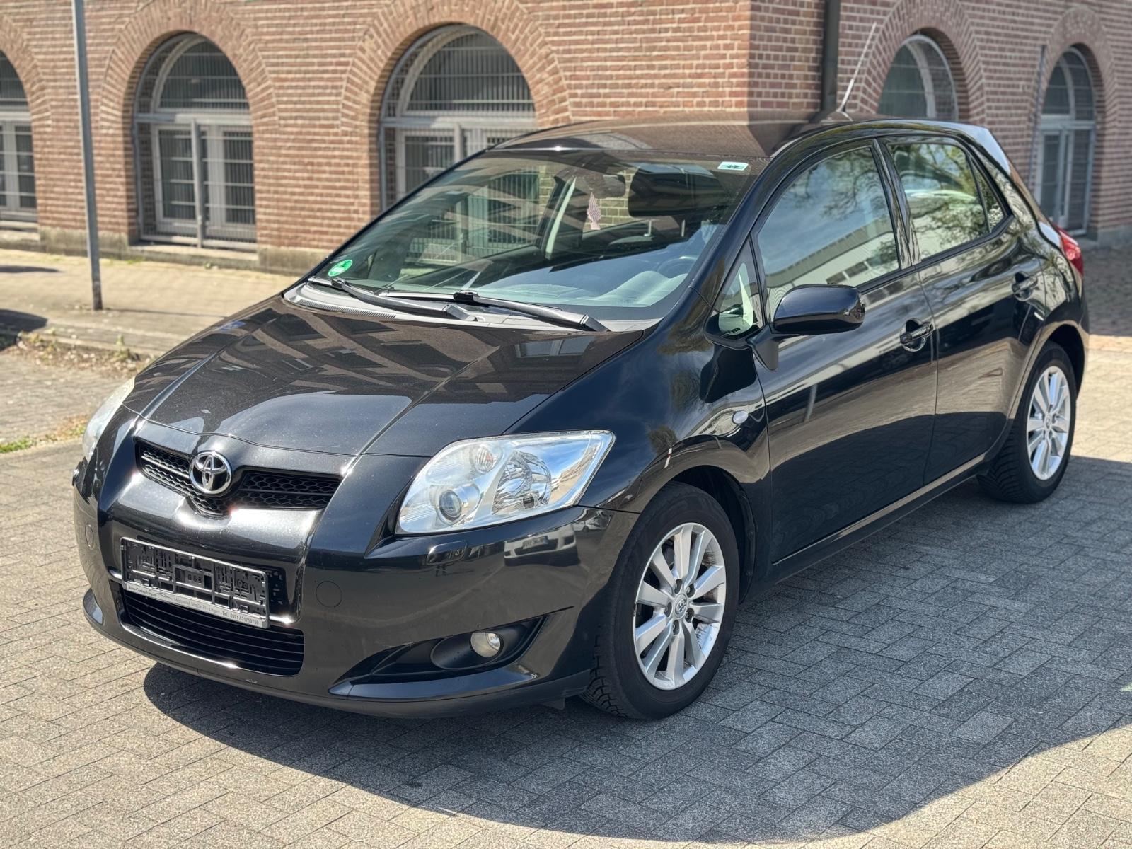 Toyota Auris Basis