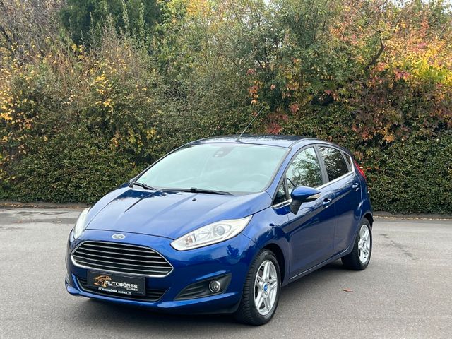 Ford Fiesta Titanium/Tüv Neu/Service Neu/Serviceheft