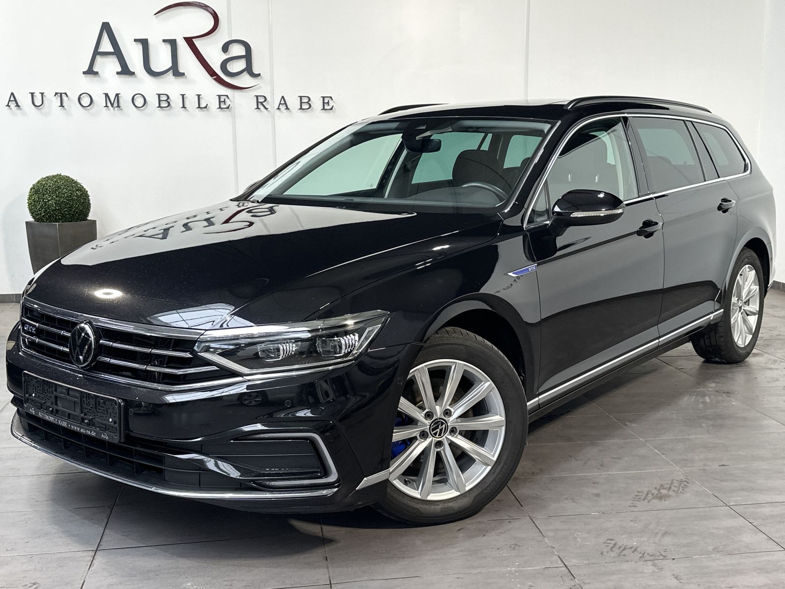 Fahrzeugabbildung Volkswagen Passat Variant GTE NAV+MATRIX+ACC+PANO+AHK+17ZO
