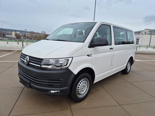 Volkswagen T6 Caravelle Trendline 9-Sitze EU6 Aus 1-Hand