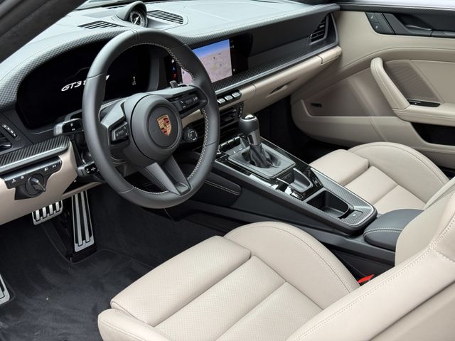 PORSCHE 992 911  GT3 Touring Paket LIFTSYSTEM*BOSE*CARBO