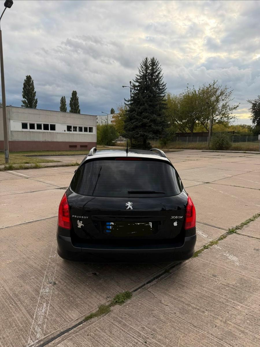 Peugeot 308 2012 — photo 5