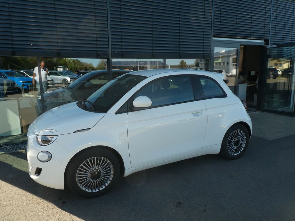Fiat 500e — fotografia 3