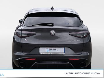 Alfa-Romeo Stelvio - 8