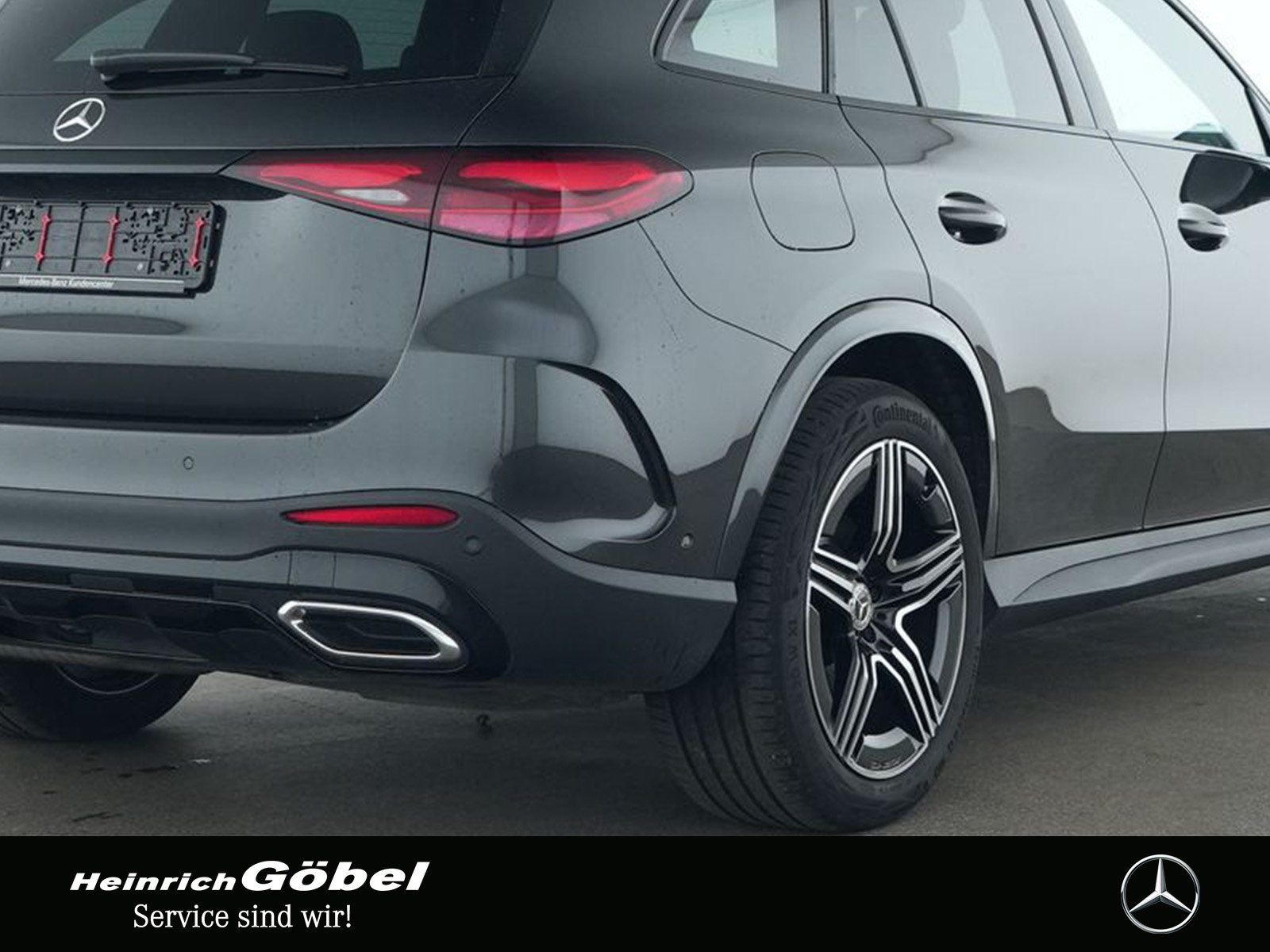 Fahrzeugabbildung Mercedes-Benz GLC 300 d 4M AMG+PANO+HUD+AHK+NIGHT+FAHRASSIST+