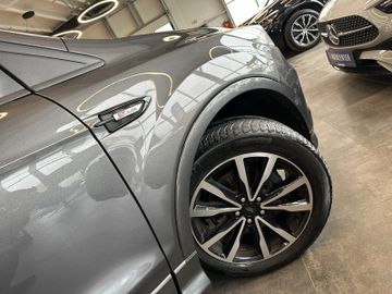 Ford Kuga ST-Line *Navi*BiXenon*ParkAss.*AHK*