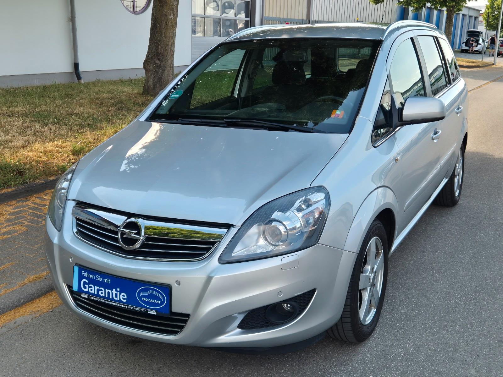 Opel Zafira B Family Plus 7 Sitze Xenon TÜV Neu PDC