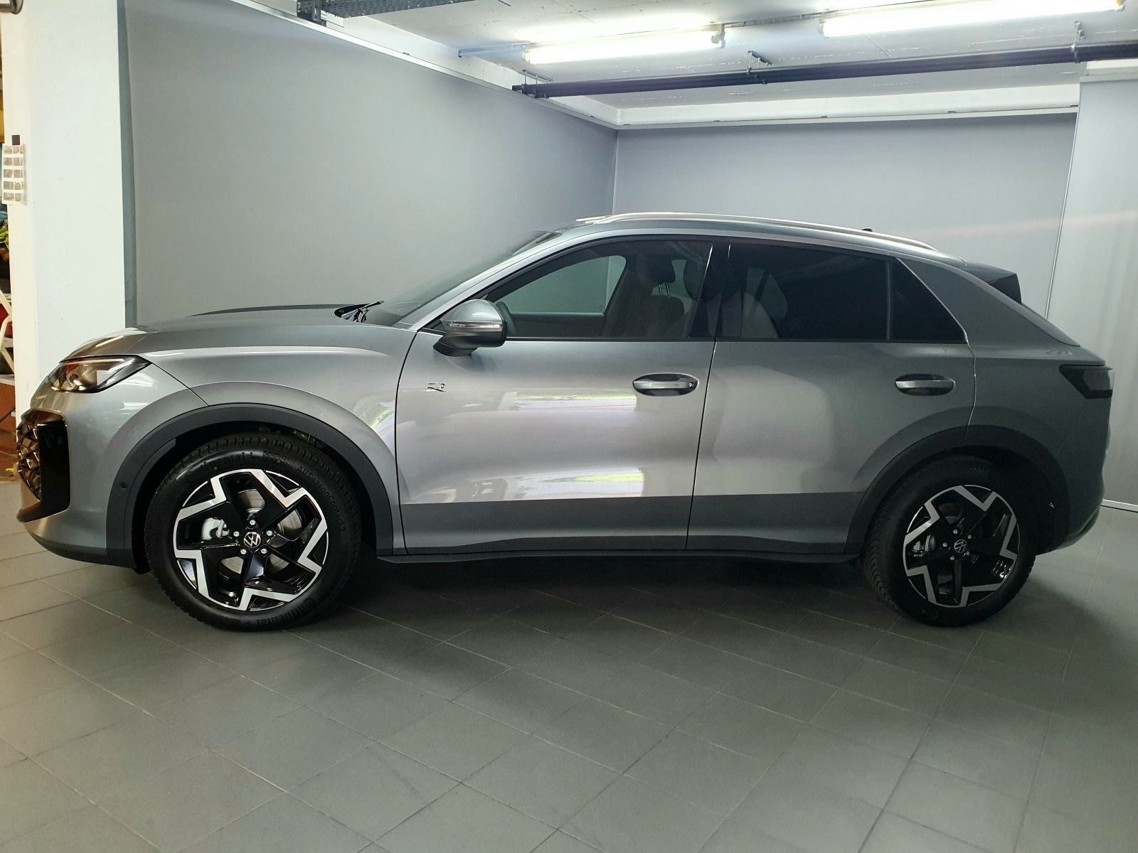 Volkswagen T-Roc - Bild 2