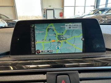 MYAUTOCENTER – Gebraucht- und Jahreswagen mit Werkstattservice in Pfaffenhofen BMW 320 d Sport Line *LED*PDC*Navi*