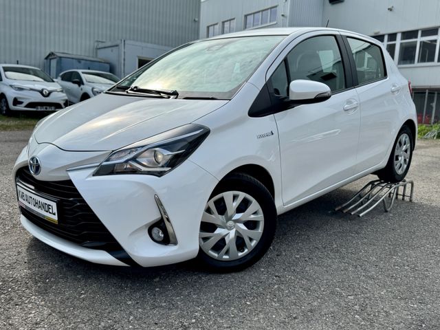 Toyota Yaris Hybrid Business Edition