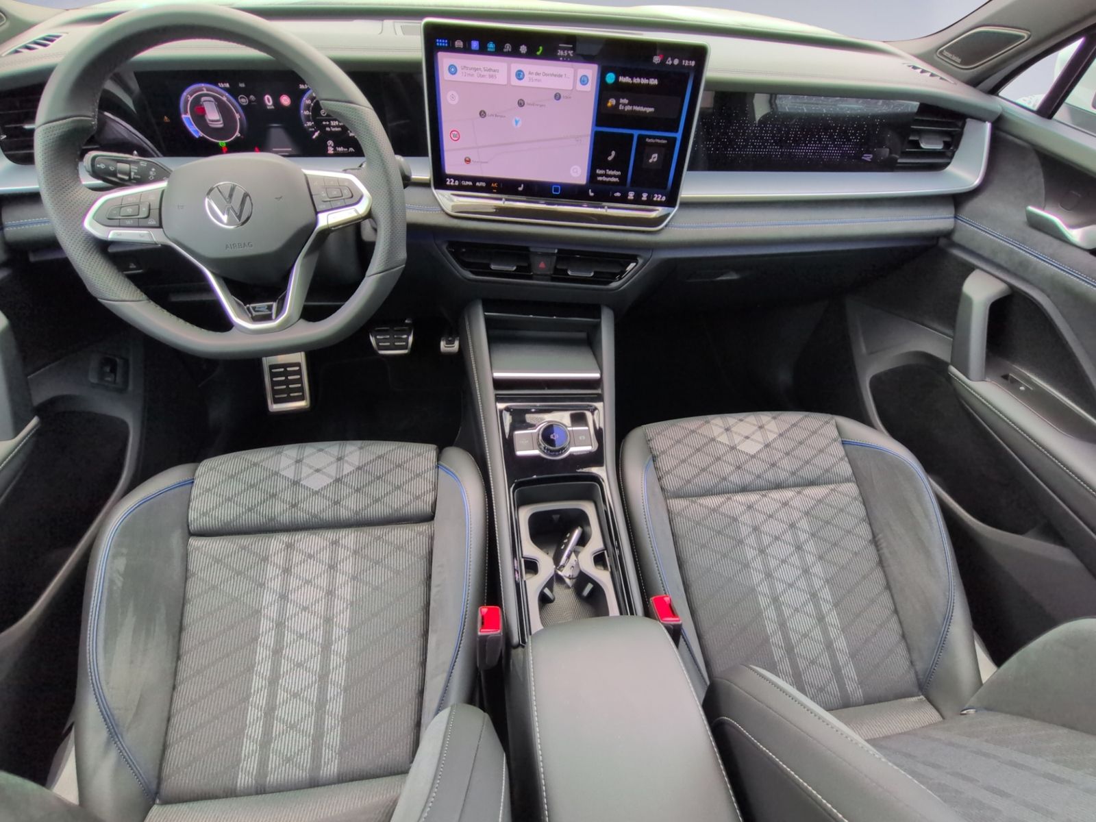 Tayron R-Line TDI 4MO AHK+STHZ+MATRIX+PANO+DCC+