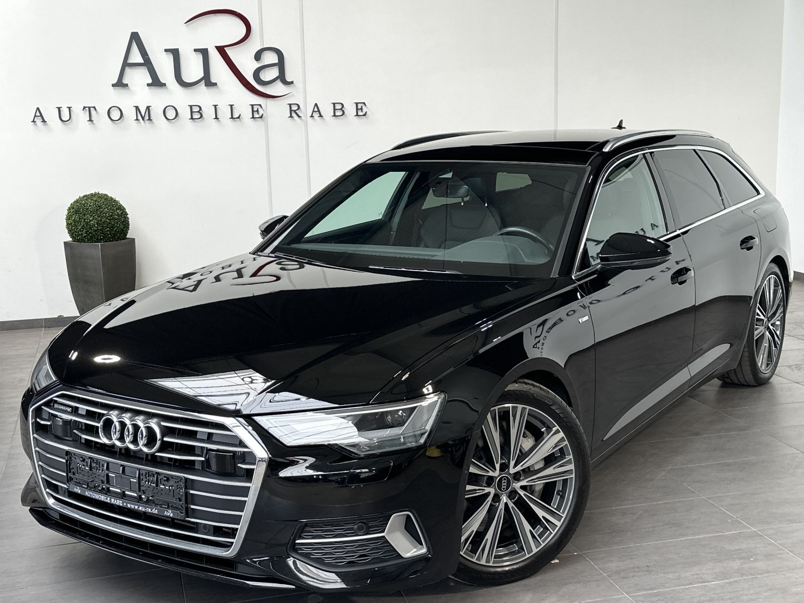 Fahrzeugabbildung Audi A6 Avant 50 TFSI e Qu S-Line+NAV+LED+AHK+PANO+VC