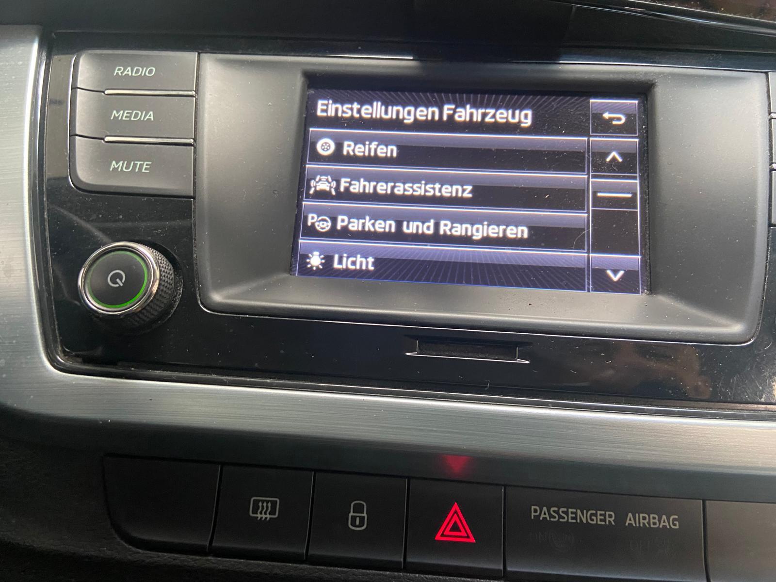Skoda Fabia Ambition DSG KLIMA KAMERA PDC