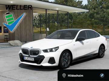 BMW Leasingangebot: BMW i5 M60xDr ,B&W,AutoBahn,DAPRO,Pano,Leas ab 669.-