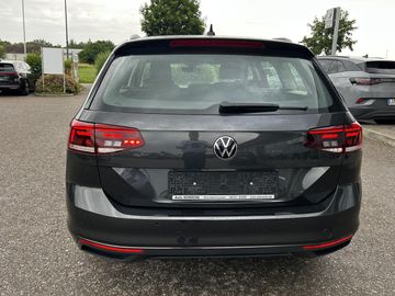 Volkswagen Passat Variant - 4