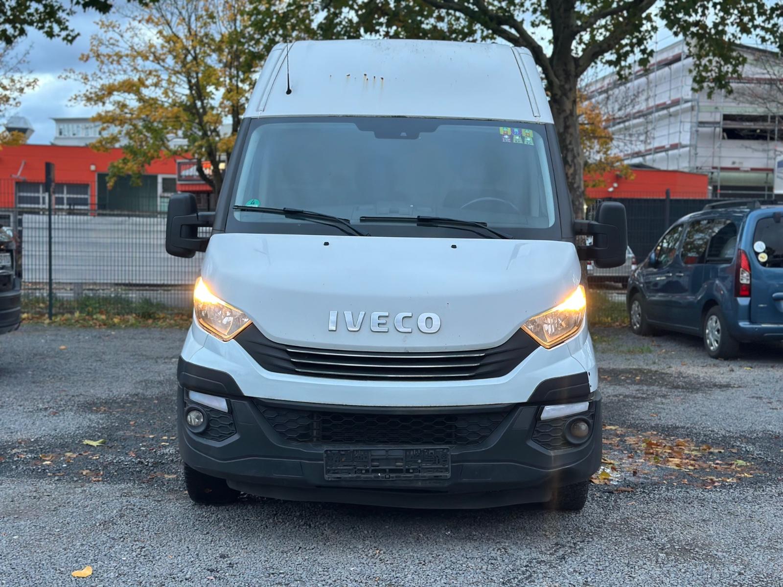 Iveco ANDERE Daily Kasten HKa 35 S ... V Radstand 352
