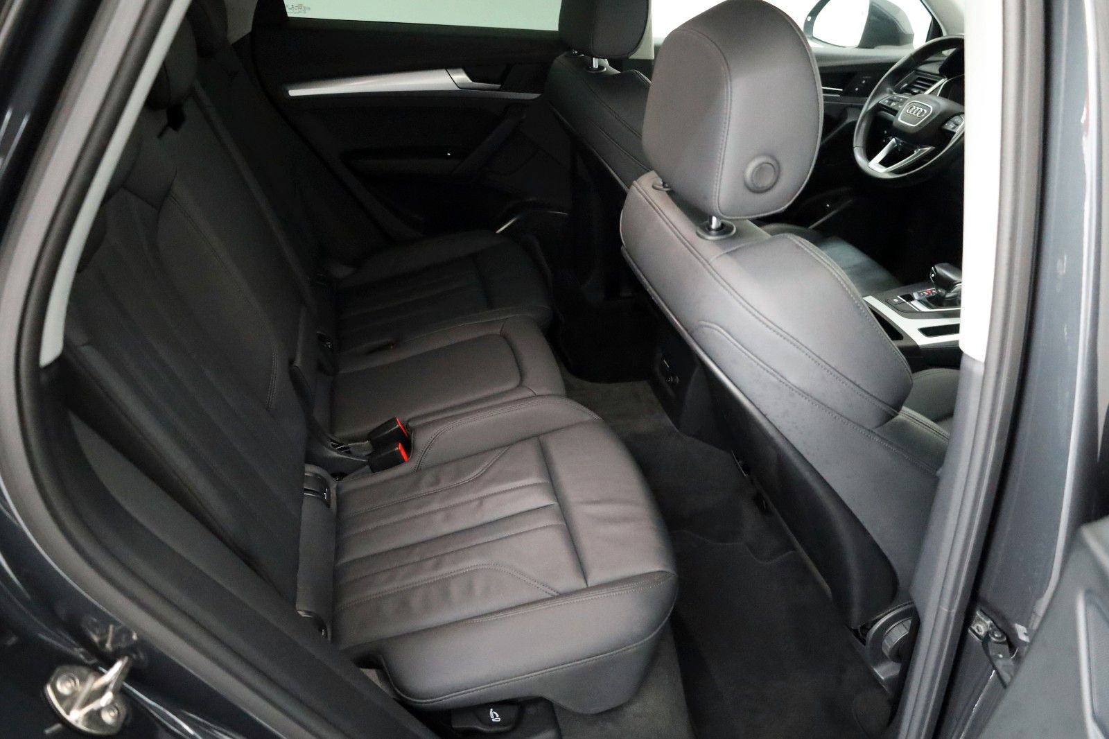Fahrzeugabbildung Audi Q5 Sportback 35 TDI advanced Leder,Navi,Matrix-L
