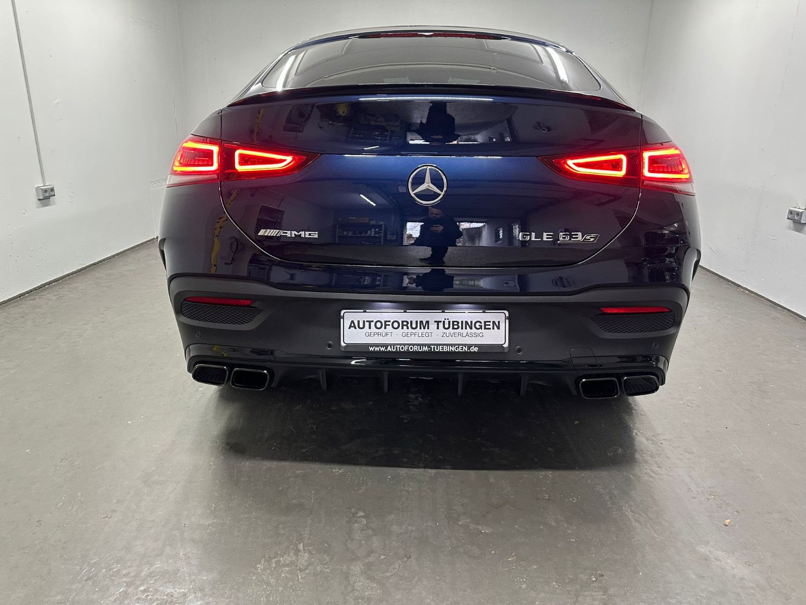 Fahrzeugabbildung Mercedes-Benz GLE 63 S 4MATIC+ *PANORAMA*NIGHT*VMAX*MULITBEAM*