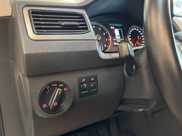 Volkswagen Caddy Maxi Trendline TSI*5-SITZER*XENON*1.HAND*