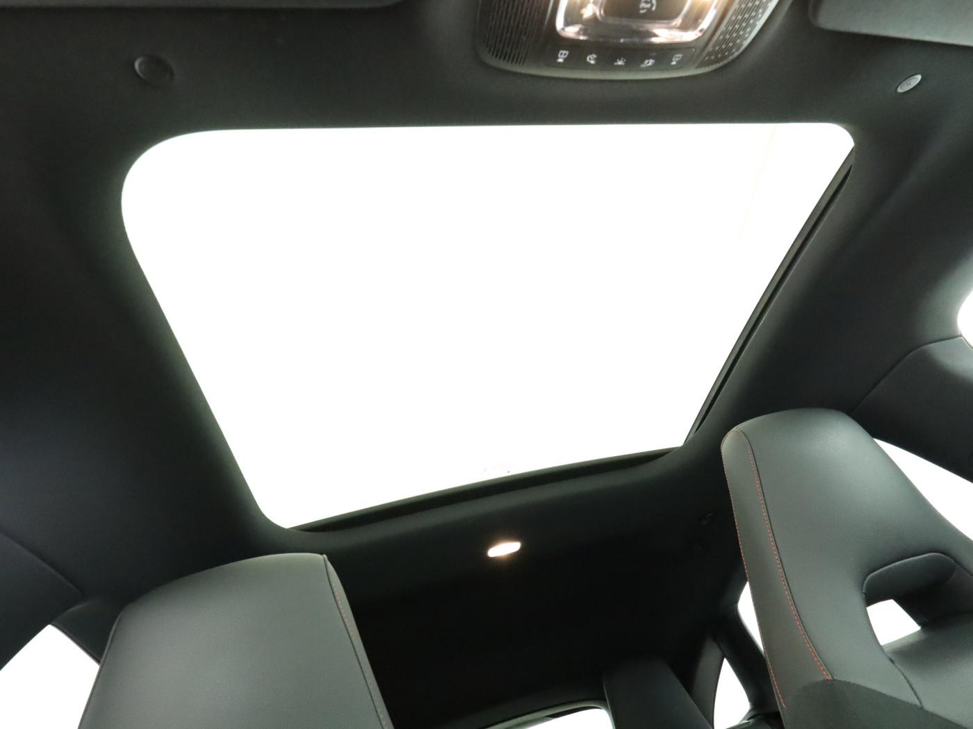 Mercedes-Benz CLA 35 AMG 4M SB *Pano*Multibeam*HUD*Distr*360°*