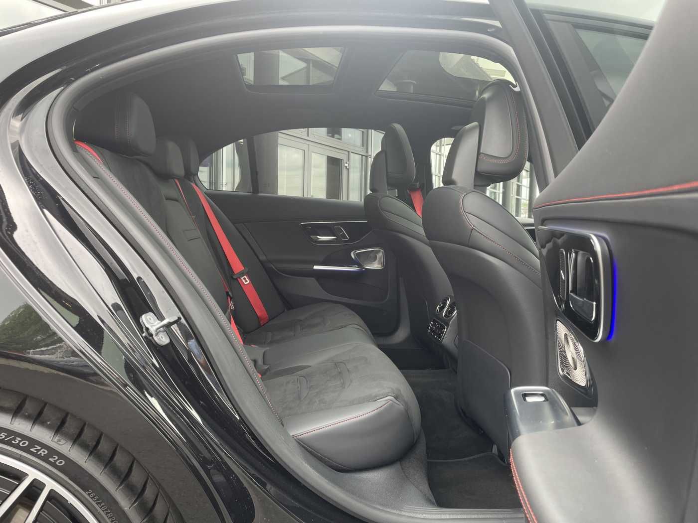 Fahrzeugabbildung Mercedes-Benz C 43 AMG Digital+Burm+Distr+360+HUD+AHK+ Carbon