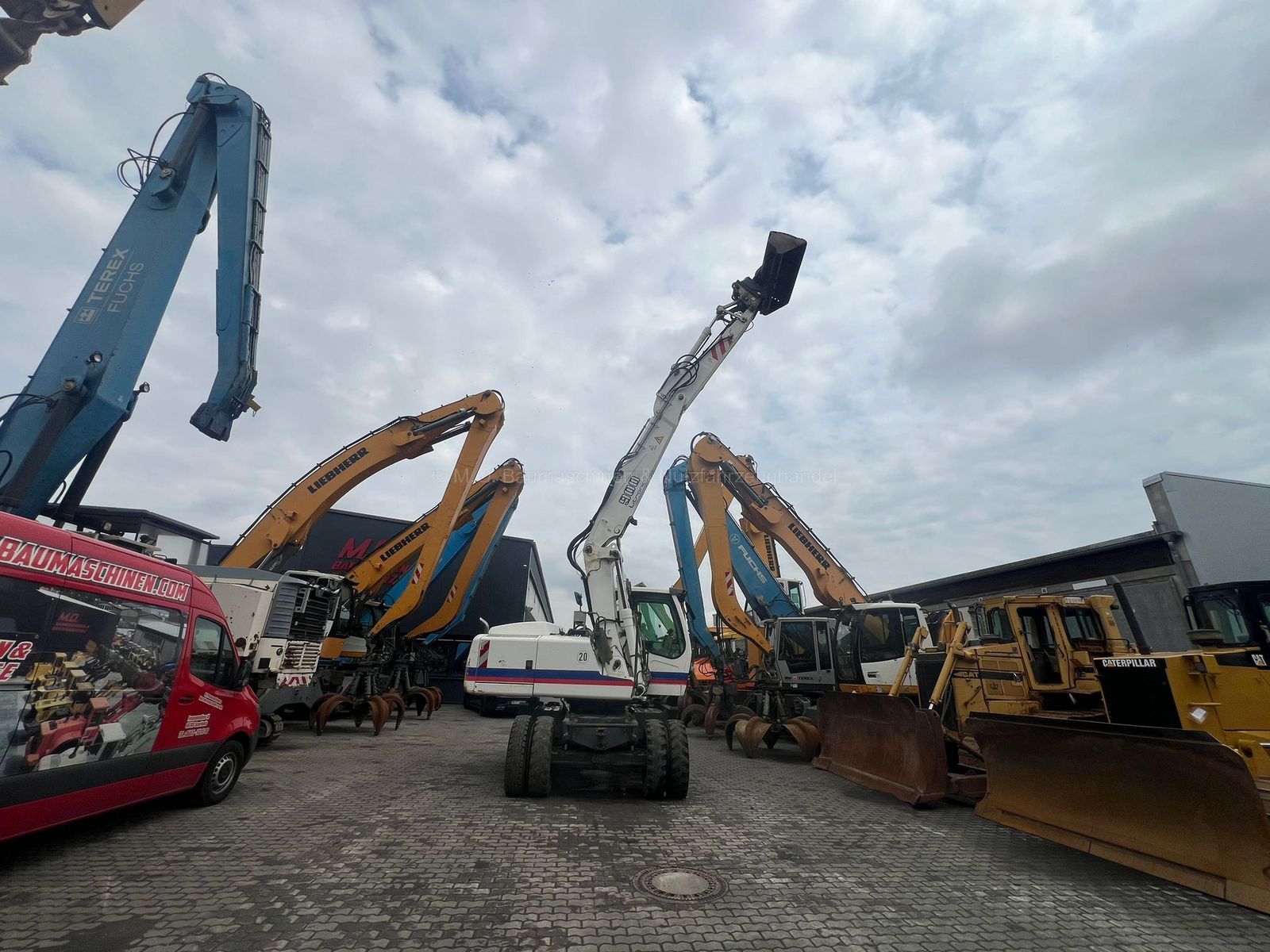 Fahrzeugabbildung Liebherr A 900 C-Litronic / SW/ZSA/VSA/ Hammerleitung/