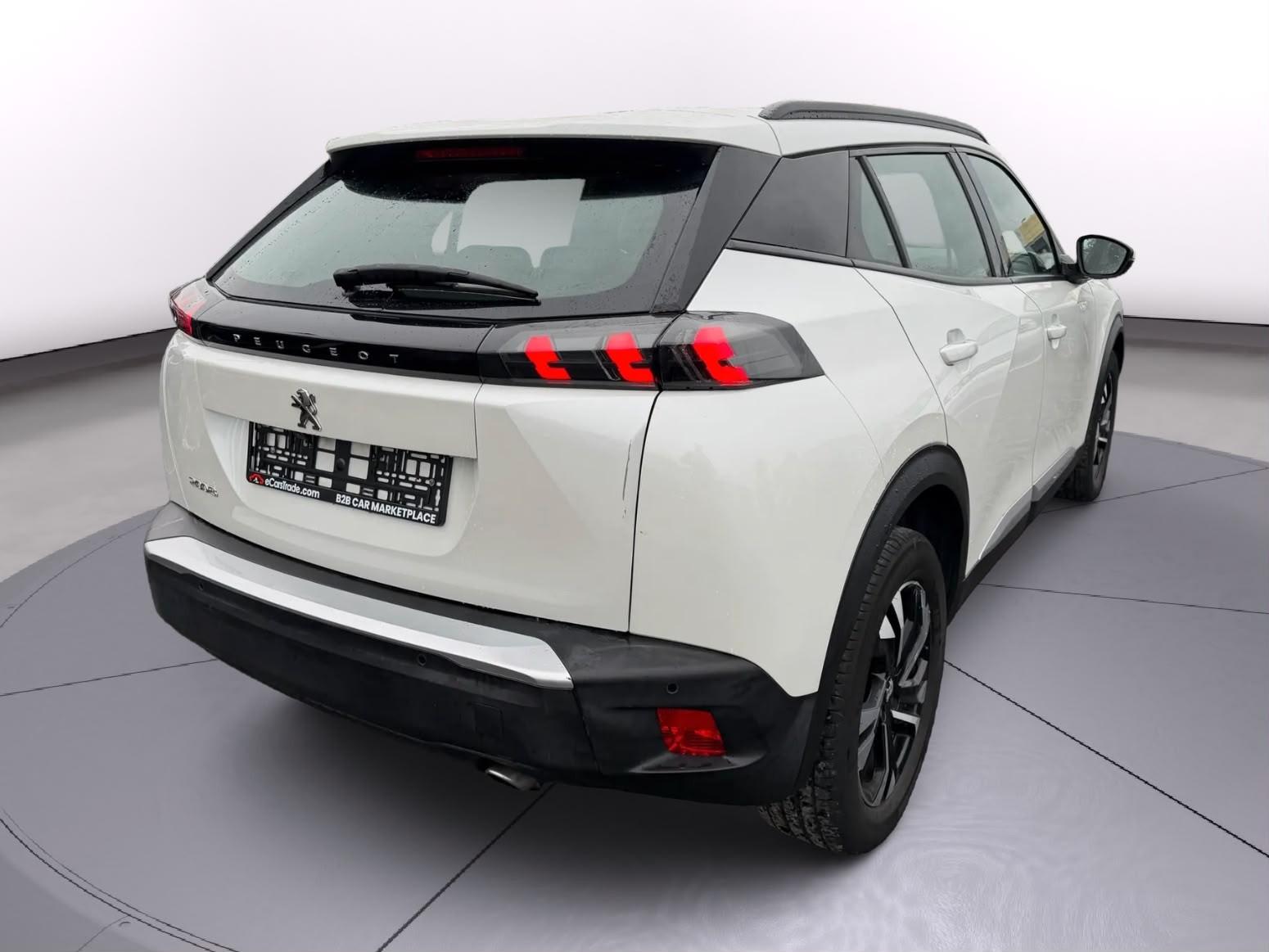 Peugeot 2008 Allure 1.5 BlueHDi Kamera/3-D Cockpit
