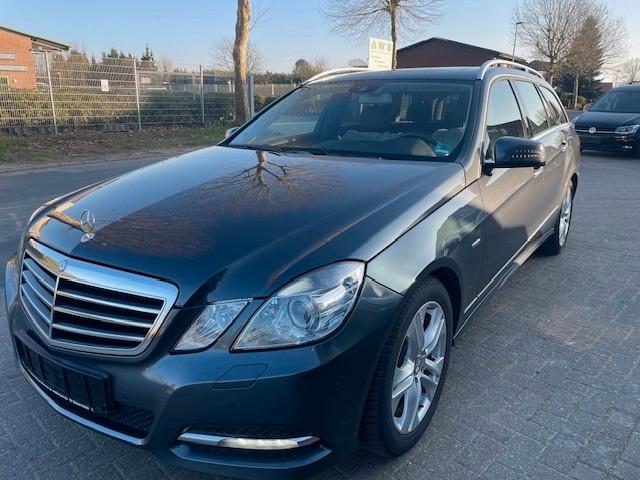 Mercedes-Benz E 250 E T-Modell E 250 CGI BlueEfficiency