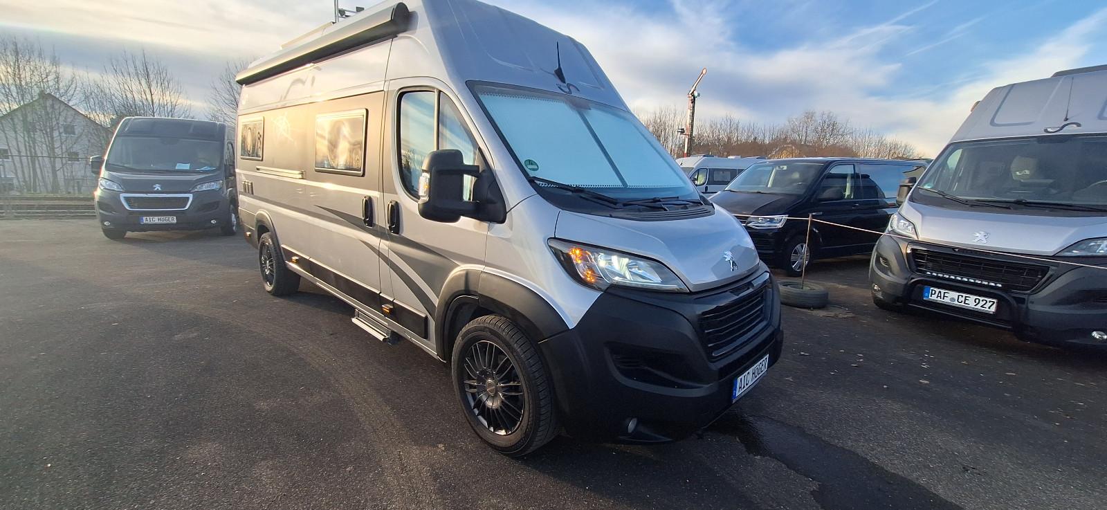 MegaMobil Mega Revolution Lufe 18" ZZH Solar 200Ah LiFePo4