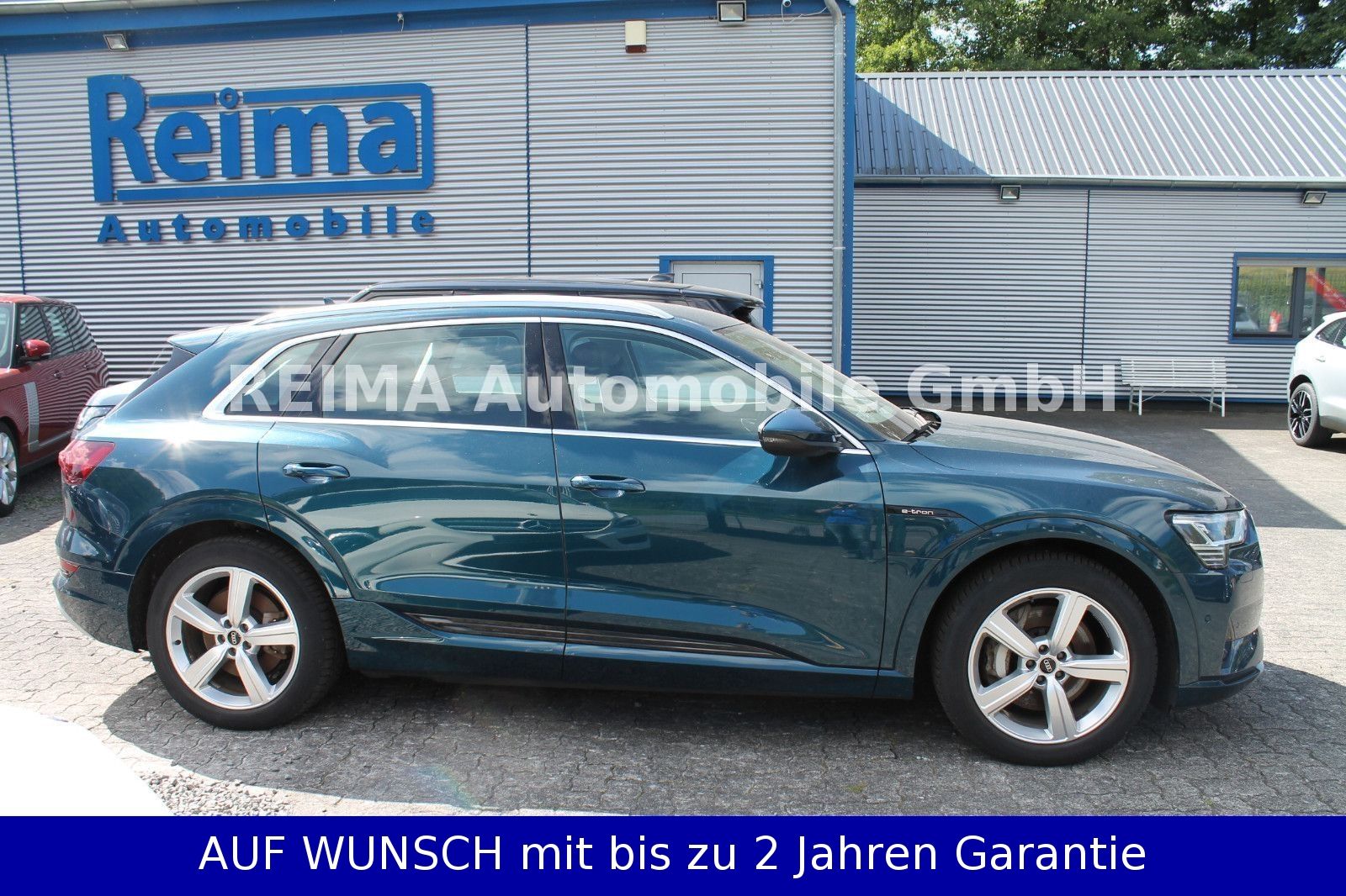 Fahrzeugabbildung Audi e-tron 55 quattro advanced, Luft, Kamera, AHK
