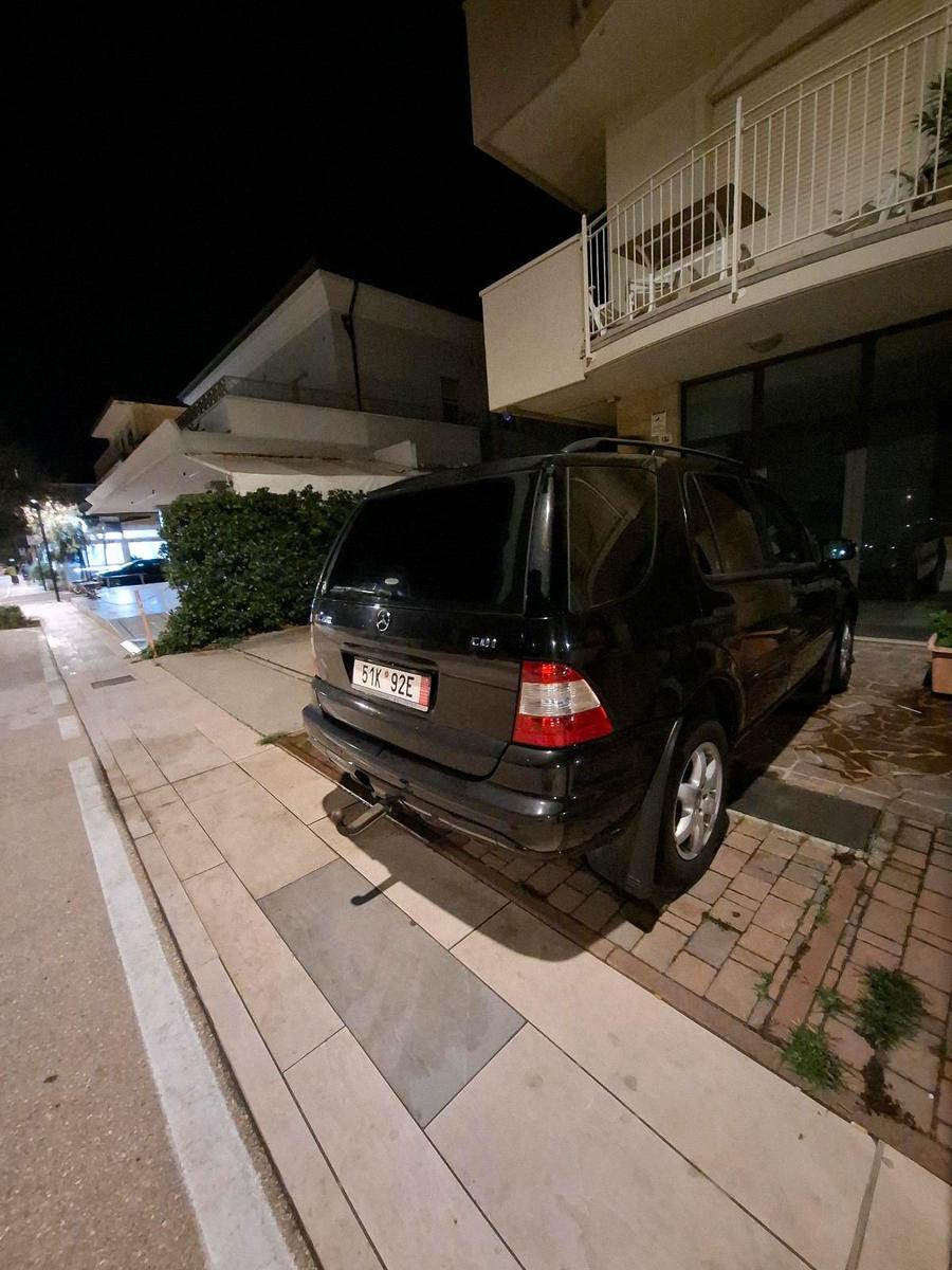 Mercedes-Benz ML270 2004 — photo 6