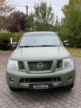 Nissan Pathfinder 2.5 dCi XE STIER BUNDESWEHR - Nissan Pathfinder