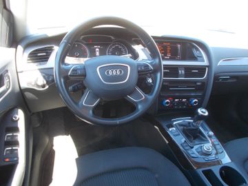 Audi A4 - 11