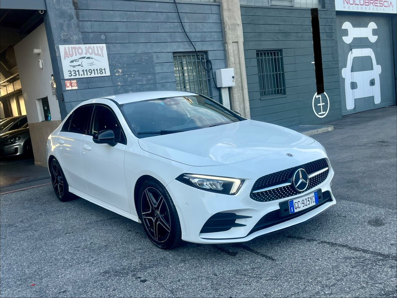 Mercedes-Benz Mercedes-benz A 200 Automatic Premium Amg Sedan imagem 3