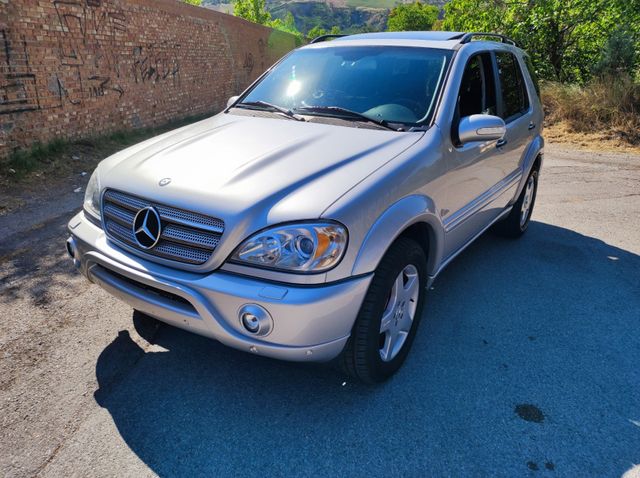 Mercedes-Benz ML 55 AMG
