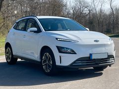 Fahrzeugabbildung Hyundai KONA EV Select 100kW *RW305KM*ACC*PDC*11kWObC*