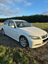BMW E90 325d - BMW 325 aus 2008: 325d
