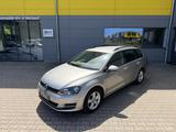 Volkswagen Golf VII Variant Comfortline/SHZ/KLIMAA*/PDC/AHK - Kombis bis 15.000 Euro