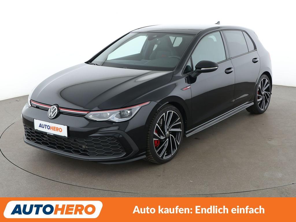 Volkswagen Golf VIII 20 TSI GTI AutNAVIVCMATRIXACC 2023