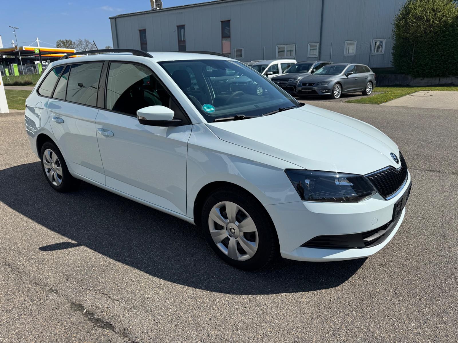 Skoda Fabia Combi Ambition*PDC*SHZ*KLIMA*