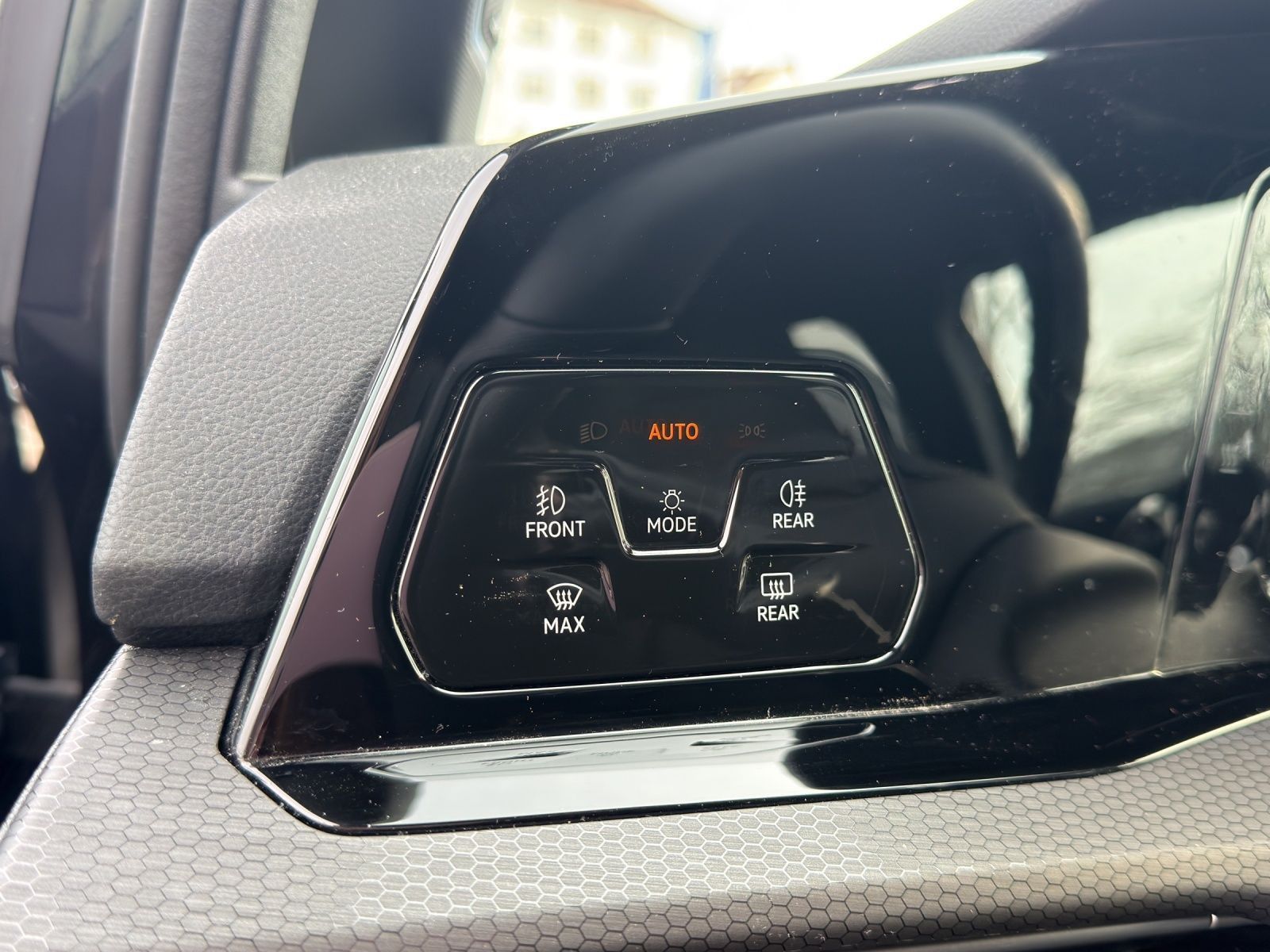 Volkswagen Golf - Bild 17