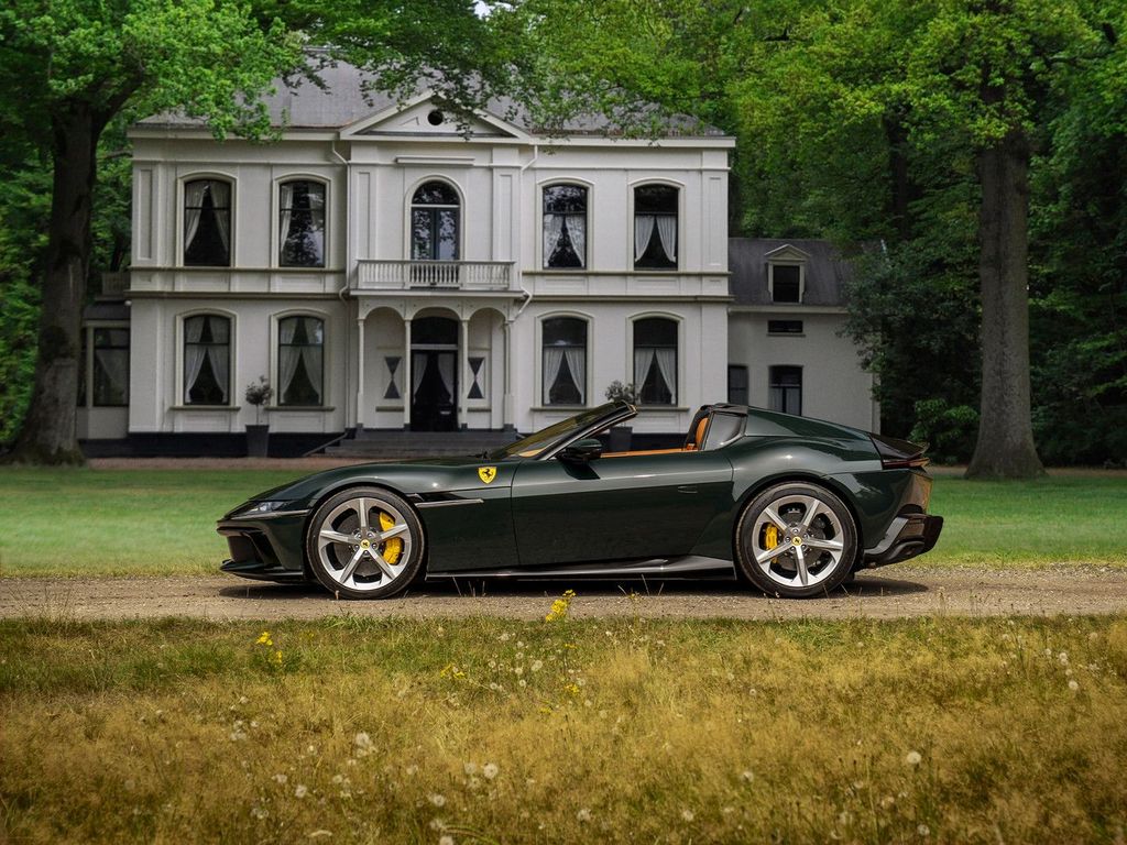 Image of Ferrari 12Cilindri