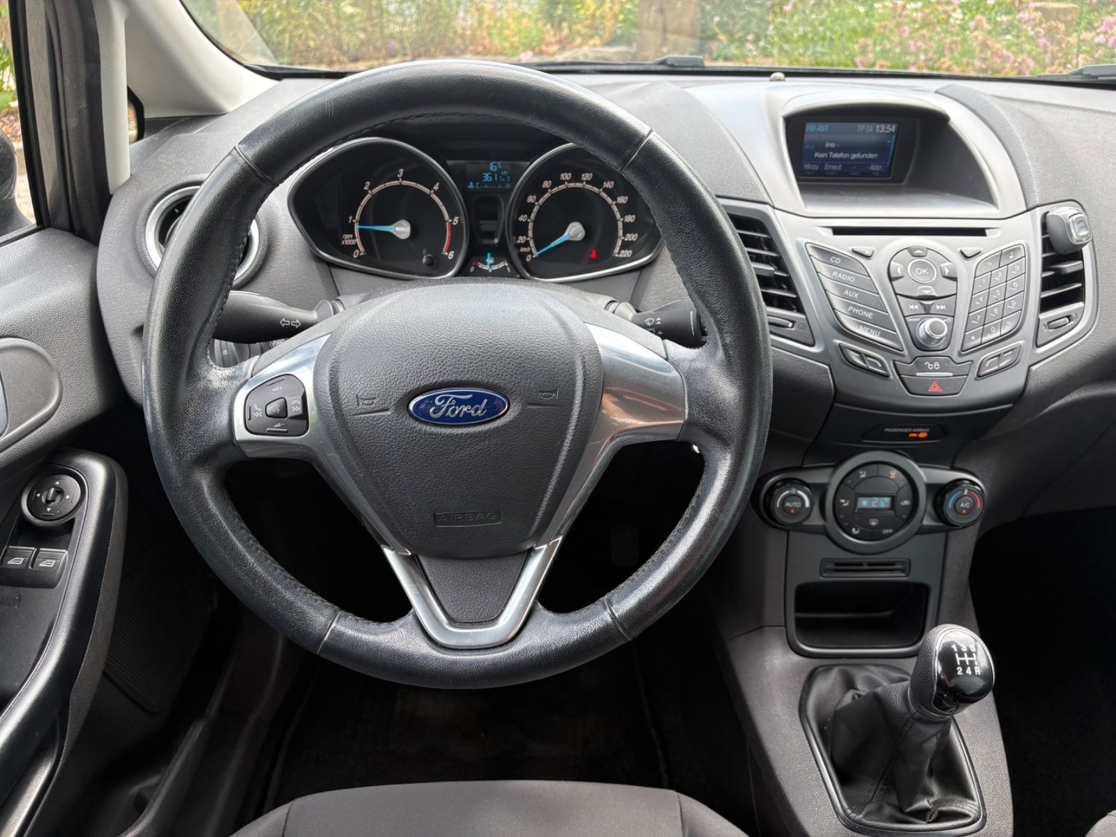 Photo 12 of FORD Fiesta