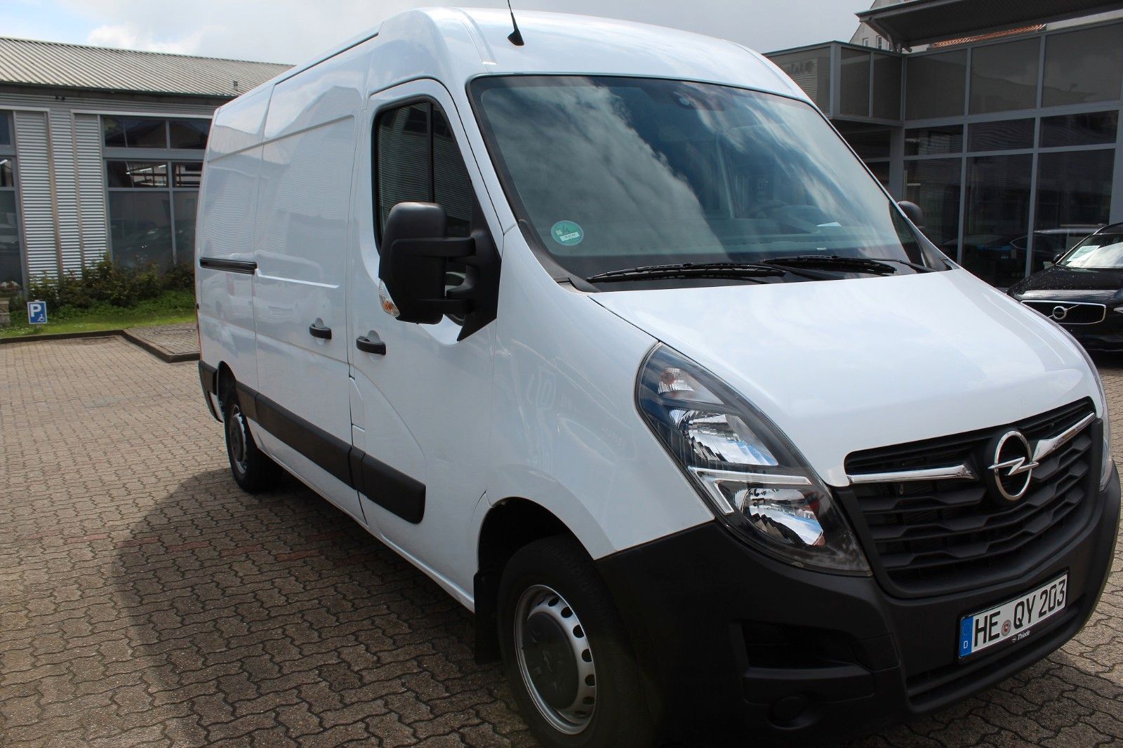 Fahrzeugabbildung Opel Movano B L2H2 3,3t AC/PDC/LED/TEMPOMAT