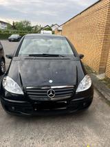 Mercedes-Benz Mercedes A Klasse 150 Benzin, 95 PS  2  Vo... - Mercedes-Benz mit Benzin-Antrieb: 95
