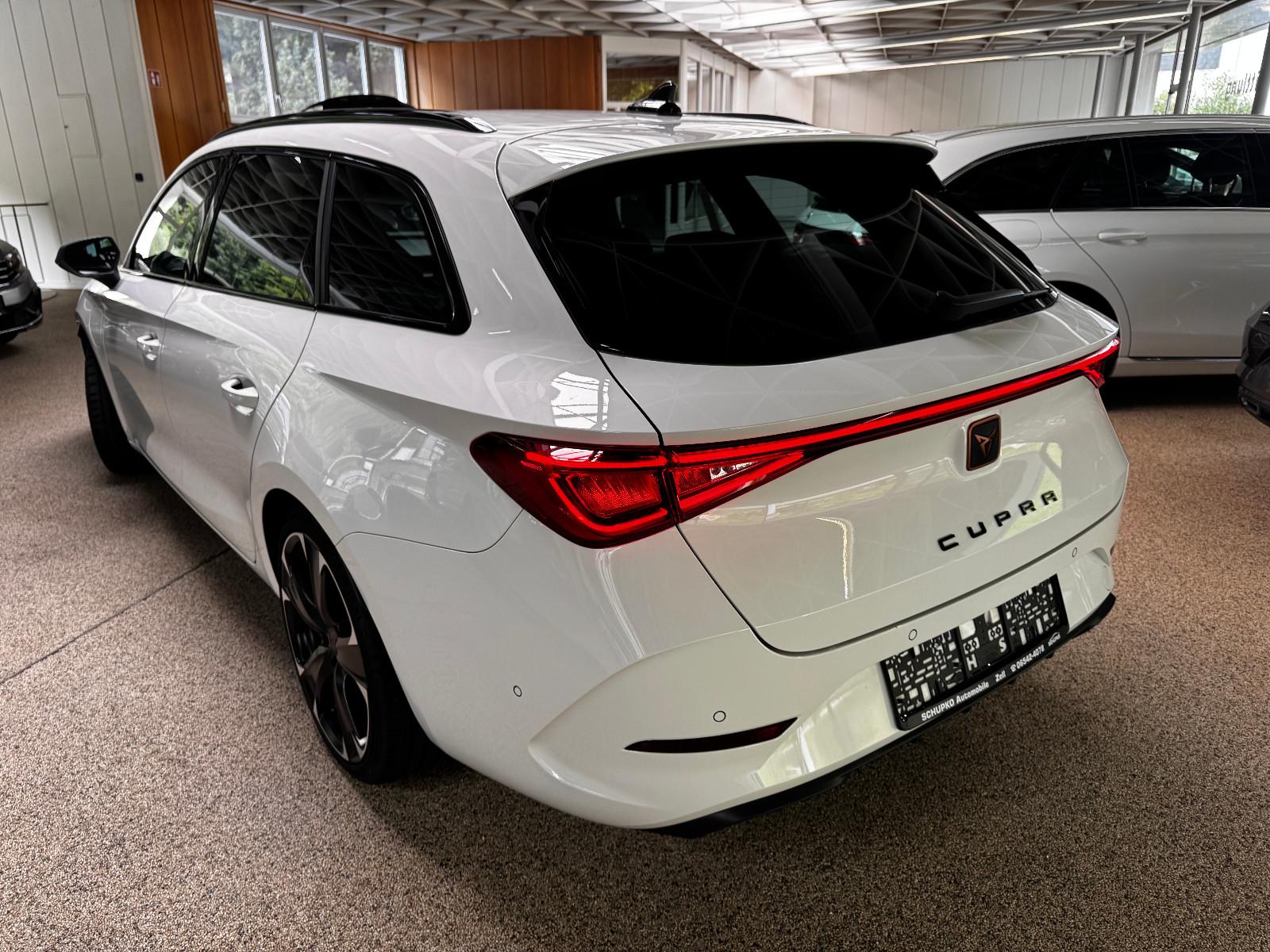 Cupra Leon Sportstourer 1.4 e-Hybrid (180 kW) VZ