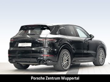 Porsche Cayenne - 4
