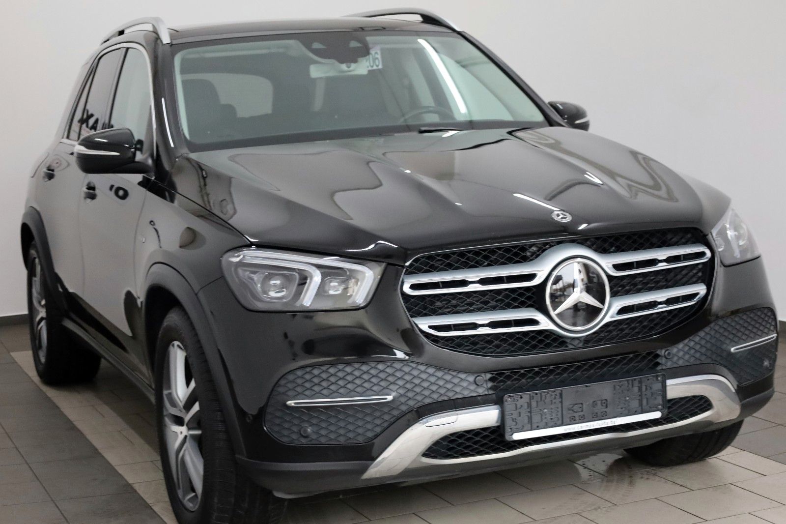 Fahrzeugabbildung Mercedes-Benz GLE 350 de 4Matic,Leder,Navi,LED,Panorama,ACC+WR